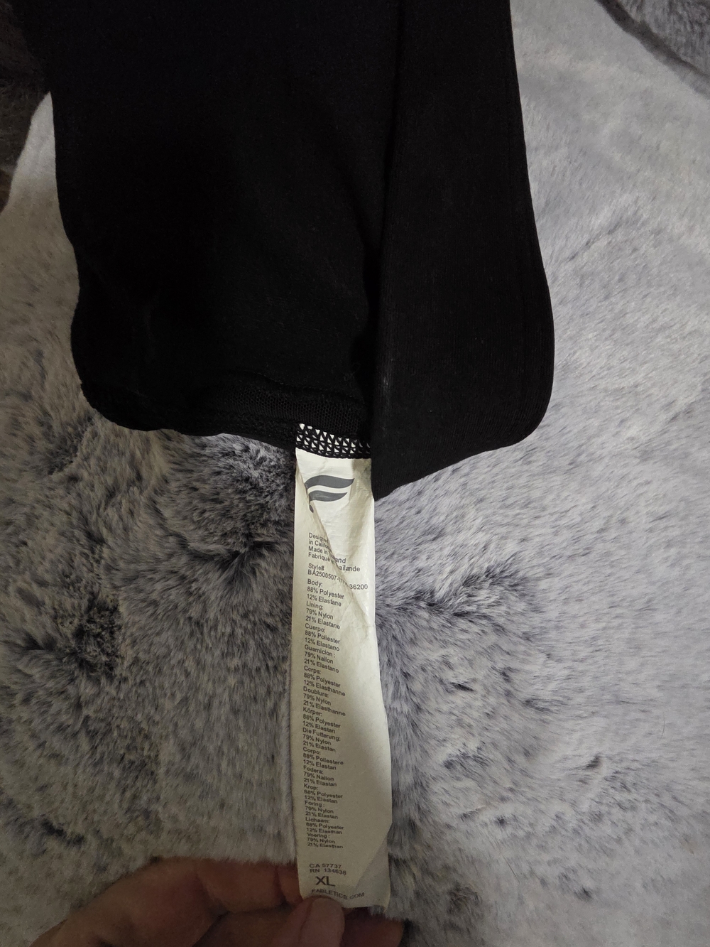 Fabletics Sports Bra Black And Shimmery with Tag Detail - XL